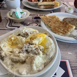 How I eat Biscuits n gravy. Everybody in the pool