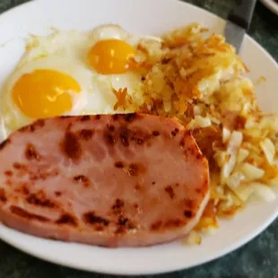 Ham breakfast plate