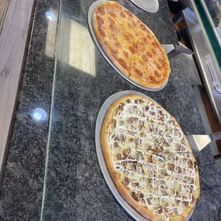 Pepperoni Pizza &amp; Chicken Bacon Ranch Pizza