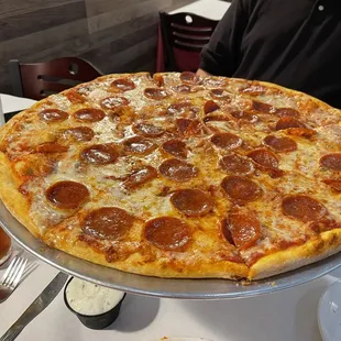 As you can see, this is a big pizza, make sure you come hungry.