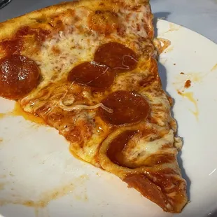 As you can see, this is a big pizza, make sure you come hungry.