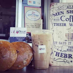 Serving up hand squeezed lemonades and mouth watering iced teas!