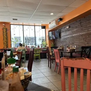 Cute interior!