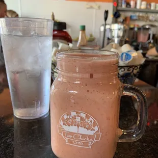 Strawberry banana smoothie