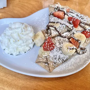 Nutella Banana Crepes + Strawberries