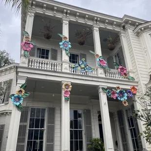 Mardi Gras Decorations