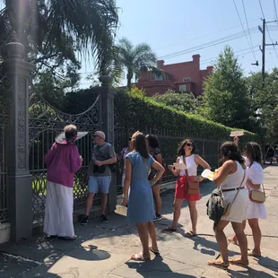 Betsy leads one of our small groups through the New Orleans Garden District.