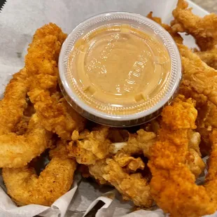 Calamari with boom boom sauce