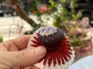 Sweet Magnolias Cafe & Gift Shop