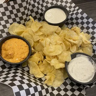 Chip and dip trio