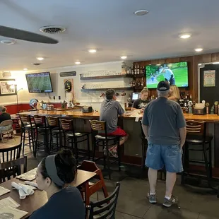 Bar and dining room