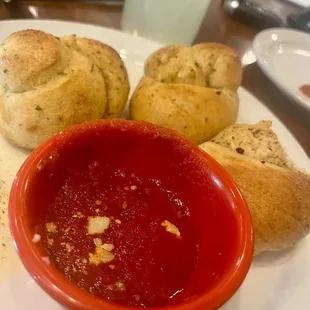 Garlic knots