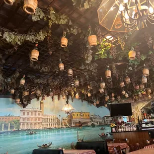 A beautiful dining ambiance!