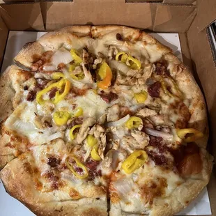Single Round BBQ Chicken Pizza