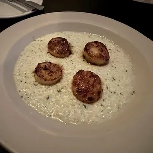 Scalps in Parmesan Risotto