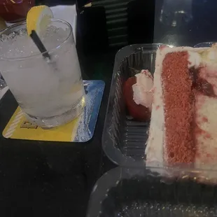 Strawberry crunch cheese cake
