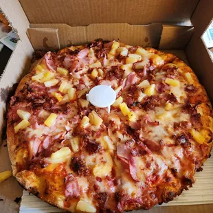 Hawaiian Pizza