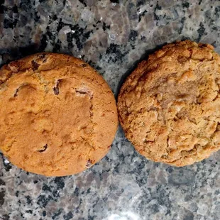 Big Ole cookies.  On yout left is the infamous chocolate chip, the delicious oatmeal on the right! Delicious cookie!