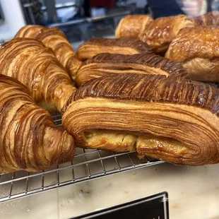 Passion fruit in cross lamination