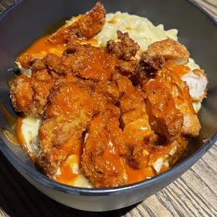 Buffalo chicken Mac and cheese