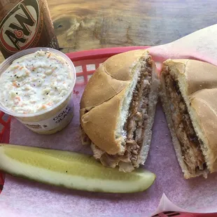 pulled pork sandwich w/ coleslaw