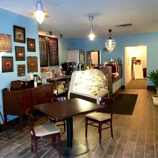 At The Percolator, you&apos;ll not only find great refreshments, but you&apos;ll enjoy the decor and environment too.
