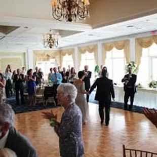 We had 11 round tables and 1 head table, with about 115 guests