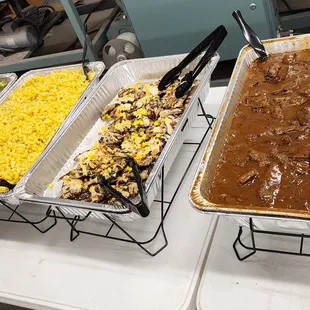 Macaroni &amp; Cheese, chicken, sirloin tips in gravy