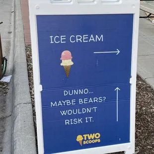 Haha love the sign!!