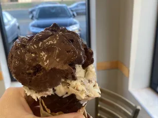 Big Dipper Creamery - Blaine