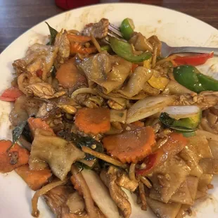 Pad kee mao