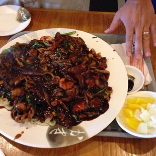 Seafood jja jang myun