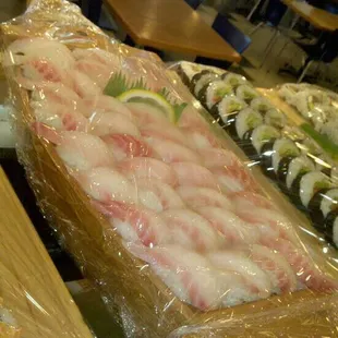 sushi, sashimi, sushi and sashimi, food