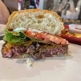 Tworows Famous Cheddar &amp; Honey Pepper Bacon Burger