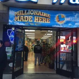 Millionaire here ...! Lucky shop