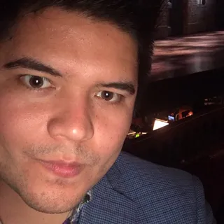 Ry M.