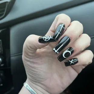 Beautiful thin acrylics!!!