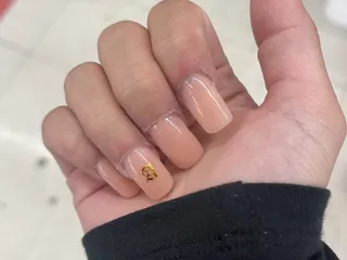 Holiday Hair & Nail Beauty Salon