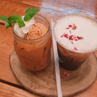 THAI TEA FLOAT