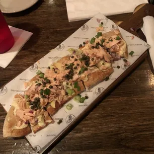 Smoked salmon Flatbread