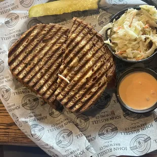 Corned beef Reuben (not much corned beef)