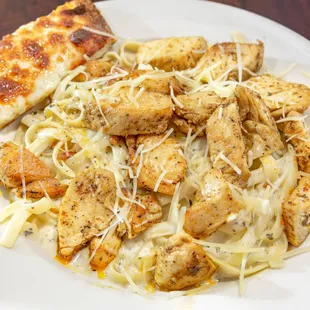 Alfredo Chicken Pasta