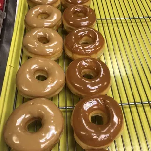 Maple and caramel icing donuts
