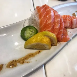Salmon Sashimi