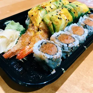 House Maki and Spicy Tuna Maki Roll