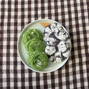 Pandan Cookie and Ube Crinkle Cookie