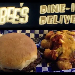 Saturday night at 11:43pm &amp; Ubee's just killed it