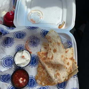 Quesadilla w/ chicken