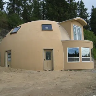 An Alternative Dome Home in Spokane Washington!