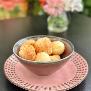 BRAZILIAN CHEESE BREAD - gluten free cheesy popovers